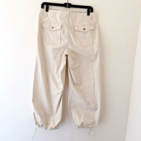 Banana Republic Authentic Chino Drawstring Hem Cargo Pants Beige Size 14 - Picture 2 of 10